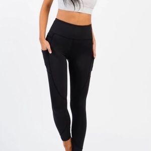 Zyia light n tight leggings